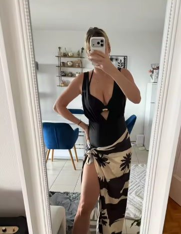 New Fashion One Piece Swimsuit Skirt Set CODE: KAR4475