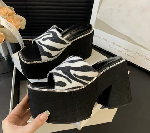 New Leopard Print Platform Heels CODE: KAR4037