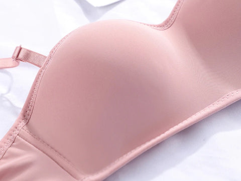Sexy new series strapless push-ups, seamless, invisible bra CODE: KAR1976