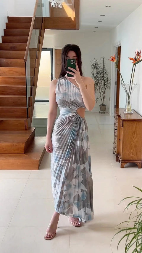 Sexy Sleeveless Pleated Hollow Out Diagonal Collar Maxi Dress CODE: READY1017