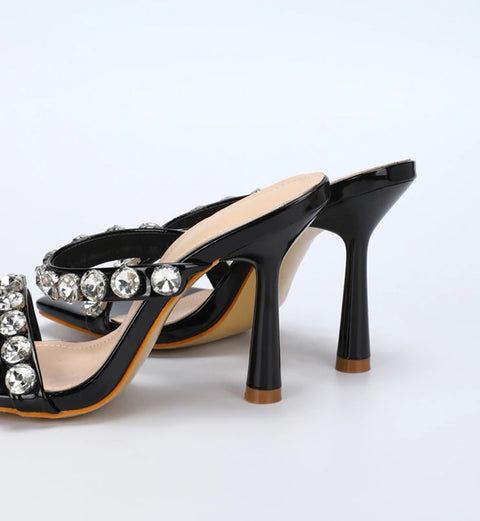 New Fashion Crystal Diamond Design Square Toe High heel Sandals CODE: KAR2192