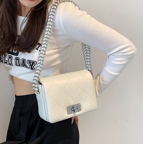 New Rhombus Chain Single Shoulder Texture Small Square Bag CODE: READY1568