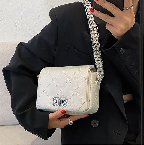 New Summer Rhombus Chain Single Shoulder Texture Small Square Bag CODE: KAR2238
