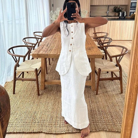 New Fashion White Sleeveless Shirt And Maxi Skirt 2 Pieces Set CODE: KAR2259