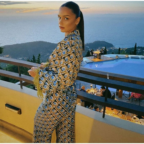 New Loose Long Sleeve Turn-down Collar Feather Print Shirt Pant 2 Piece Set CODE: KAR2274