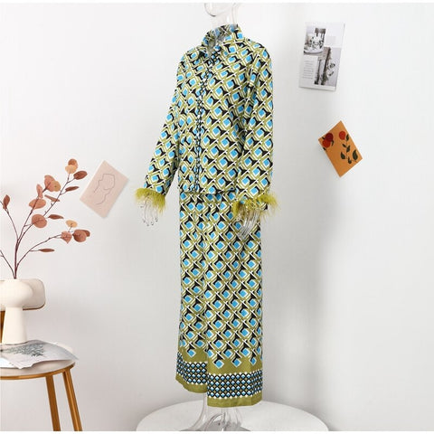 New Loose Long Sleeve Turn-down Collar Feather Print Shirt Pant 2 Piece Set CODE: KAR2274