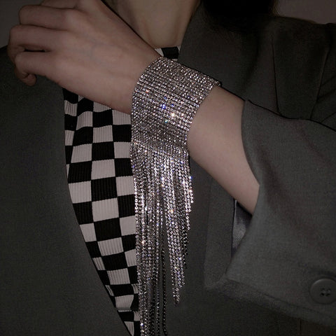 New Hyperbole Long Tassel Rhinestone Fancy Bracelet CODE: KAR2304