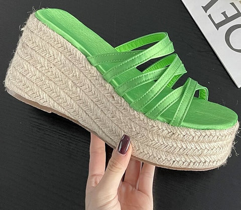 Summer Fashion Weave Thick Wedge Heel Slides Slippers CODE: KAR2313