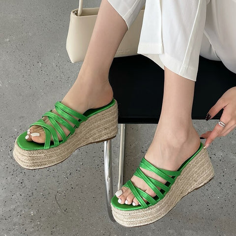 Summer Fashion Weave Thick Wedge Heel Slides Slippers CODE: KAR2313