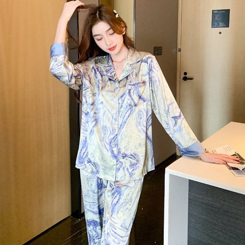 New Fashion Long Sleeve Printed Two Piece Set CODE: KAR2316