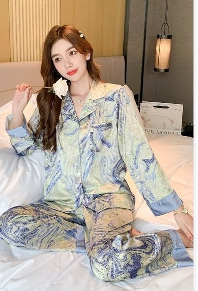 New Fashion Long Sleeve Printed Two Piece Set CODE: KAR2316