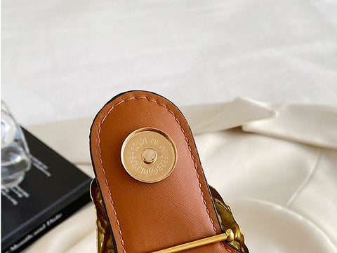 New Light Luxury Trend Crossbody Shoulder Bags CODE: KAR2332