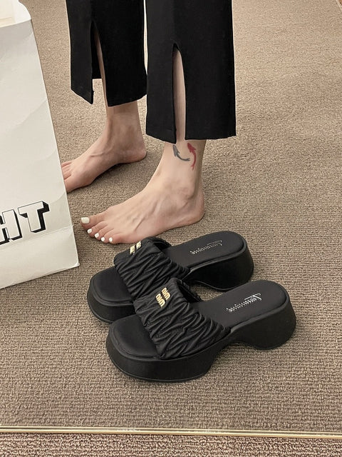 Summer New Fashion Seaside Thick-Sole Sandal CODE: KAR2344