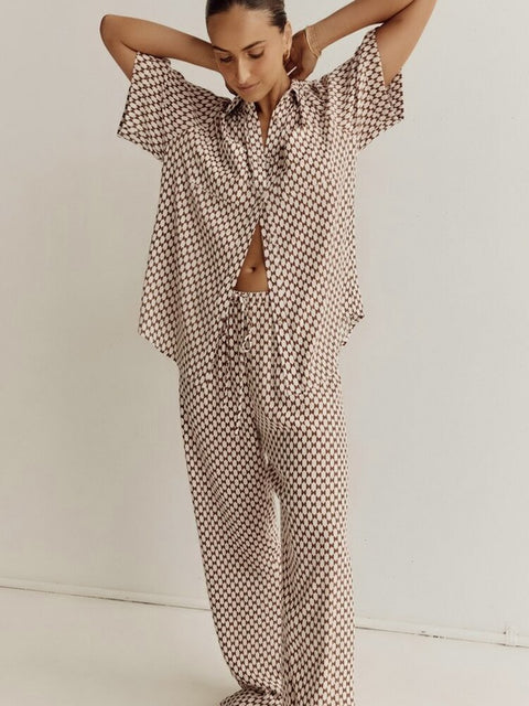 New Casual Fashion Print Loose Short Sleeve Shirt Trouser 2 Piece Set CODE: KAR2349