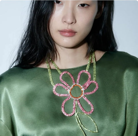 New Colorful Daisy Flower Pendant Choker Necklace CODE: KAR2365