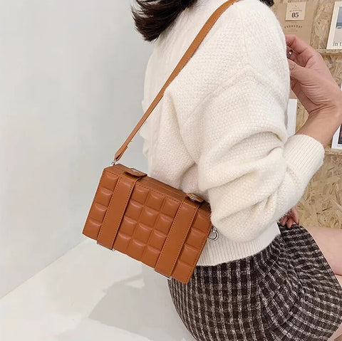 New Casual Box Design Small Crossbody Bag CODE: KAR2386