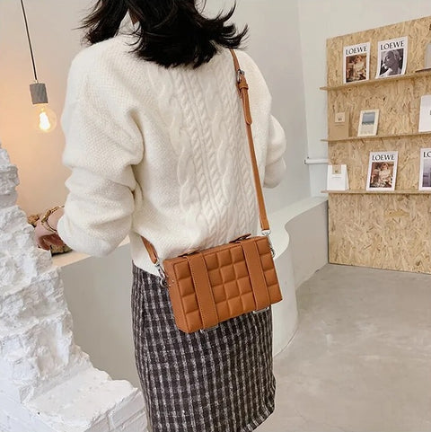 New Casual Box Design Small Crossbody Bag CODE: KAR2386