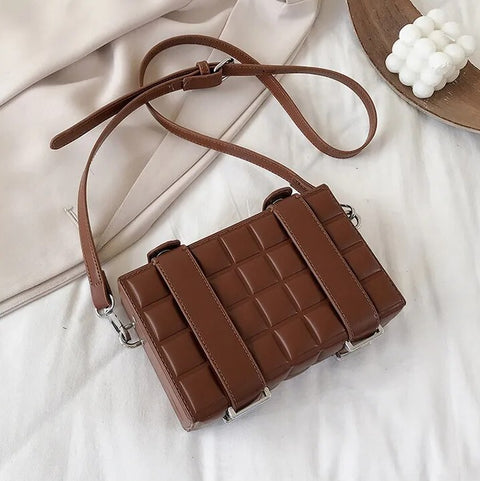 New Casual Box Design Small Crossbody Bag CODE: KAR2386
