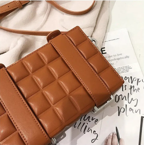 New Casual Box Design Small Crossbody Bag CODE: KAR2386