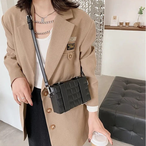 New Casual Box Design Small Crossbody Bag CODE: KAR2386