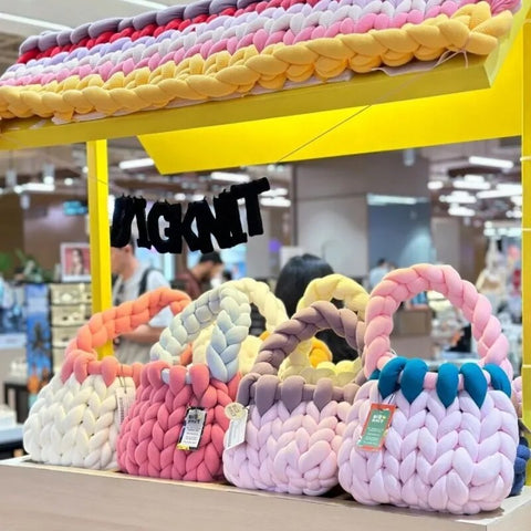 New Designer Coarse Wool Hand-woven Candy Color Bag CODE: KAR2459