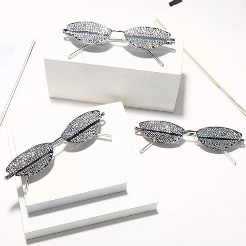 Sexy Luxury Designer Cat Eye Rhinestone Sunglasses CODE: KAR2524