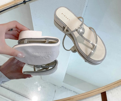 Summer Luxury Fashion Crystals Big Havaiana Peep Toe Mule Flat CODE: KAR2545