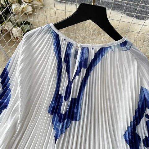 Summer Loose Fitting and Slim Casual Bat Sleeve Printed Dress CODE: KAR2568