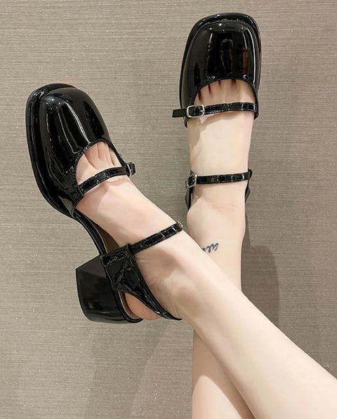 New Casual Elegant Non-slip Design Hollow Sandal Shoe CODE: KAR2664