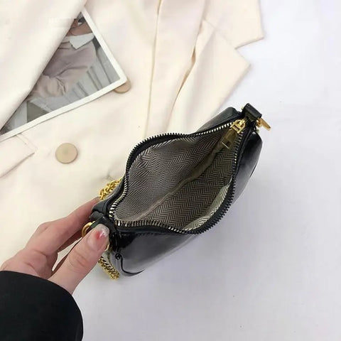 New Summer Fashion Luxury Designer Mini Saddle Chain Crossbody Bag CODE: KAR2669