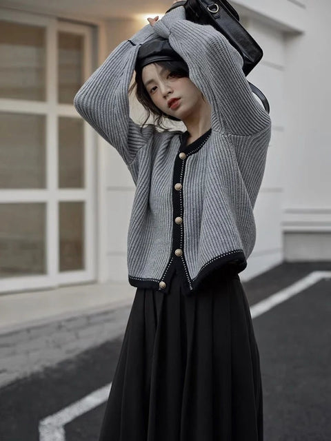 New Elegant V Neck Cardigan Long Sleeve Top CODE: KAR2711