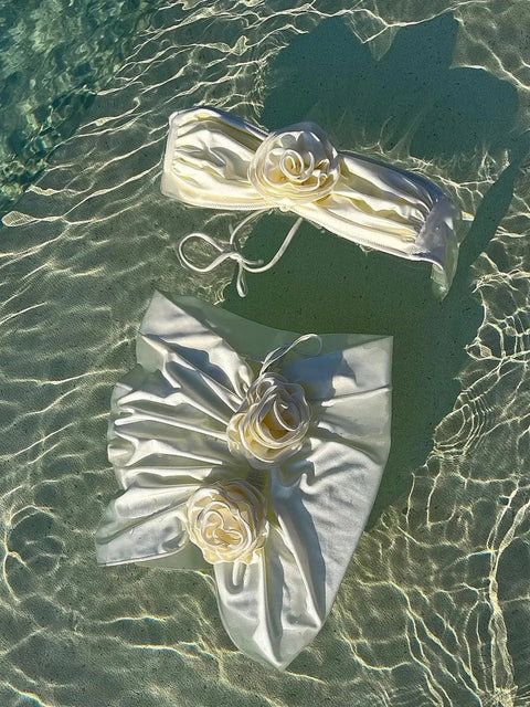 New Sexy 3D Flower 3 Piece Set Swimwear CODE: KAR2750