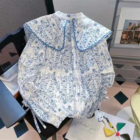 New Long Sleeve Peter Pan Collar Oversized Floral Shirt CODE: KAR2760