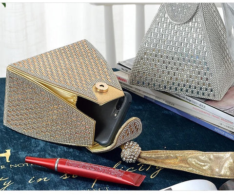 Luxury Designer Fashion Triangle Party Clutch Bag CODE: KAR2782