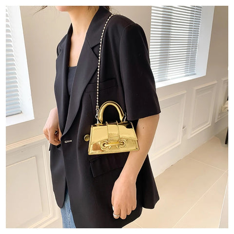 Luxury Designer Fashion Bright Surface Flap Buckle Shoulder Bag CODE: KAR2835
