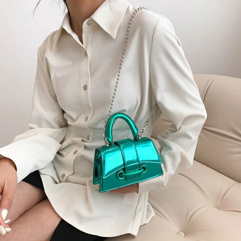 Luxury Designer Fashion Bright Surface Flap Buckle Shoulder Bag CODE: KAR2835