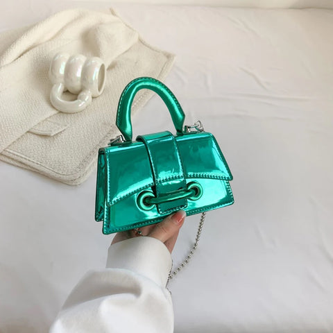 Luxury Designer Fashion Bright Surface Flap Buckle Shoulder Bag CODE: KAR2835