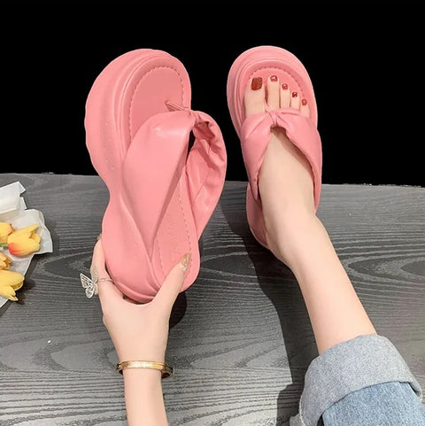 New Cute Casual Platform Beach Flip Flops CODE: KAR2883