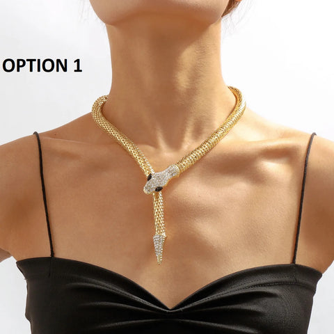 Luxury personality hip hop snake necklace CODE: KAR2884