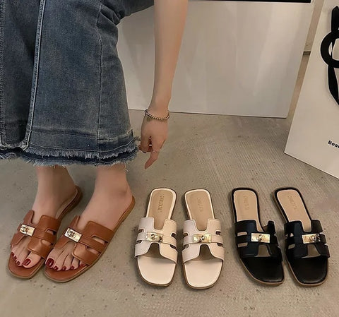 Summer Solid Color Casual Beach Slippers CODE: KAR2945