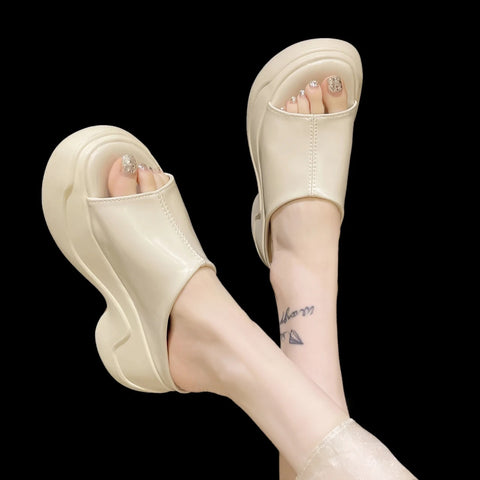 Summer New Fashion Thick Bottom Sandals CODE: KAR3004