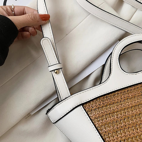 New Shoulder Bag High Quality Straw Woven Beach Handbag CODE: KAR3037