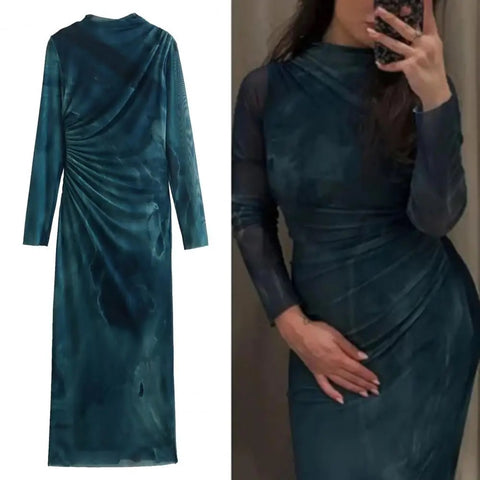 New Pleated Midi Slim Fit Solid Color Long Sleeve Dress CODE: KAR3064