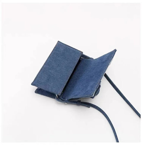 New Trend Fashion Portable Travel Versatile Crossbody Handbag CODE: KAR3099