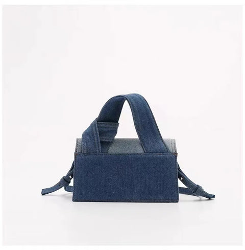 New Trend Fashion Portable Travel Versatile Crossbody Handbag CODE: KAR3099