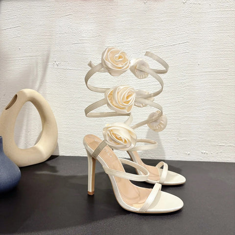 New Shallow Mouth Open Toe Big Original Heeled Sandals CODE: KAR3120