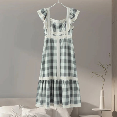 Elegant Flying Sleeve Square Neck Stitching Slim Contrast Striped Dress CODE: KAR3123
