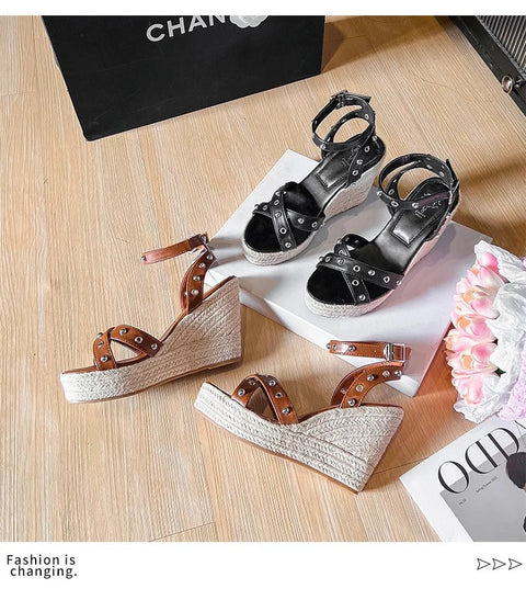 New One line with Hemp Rope Thick Bottom Slope Platform Sandal CODE: KAR3145