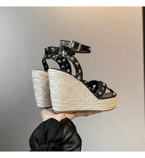 New One line with Hemp Rope Thick Bottom Slope Platform Sandal CODE: KAR3145