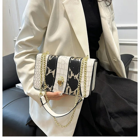 New Designer Alligator Pattern Shoulder Retro Chain Lock Crossbody Flap Handbag CODE: KAR3155